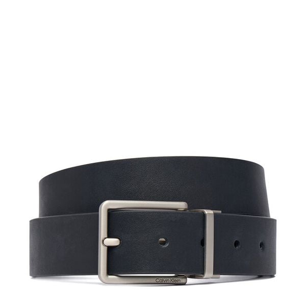 Pasek Calvin Klein. Czarne paski damskie Calvin Klein, bez wzorów. Za 289.99 zł.