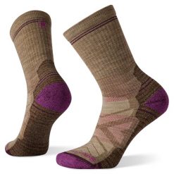Skarpety Trekkingowe Damskie Smartwool Hike Light Cushion Crew Socks. Czarne skarpety damskie Smartwool, bez wzorów, z wełny. Za 100.99 zł.