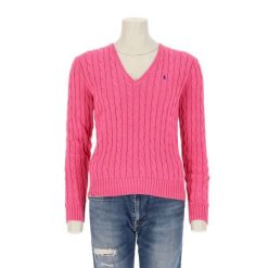 Second life - Damski różowy sweter z dekoltem w serek - Jak nowy. Czerwone obuwie sportowe damskie Ralph Lauren, bez wzorów, sportowe, bez kołnierzyka, bez ramiączek, bez kaptura. Za 255.56 zł.