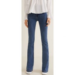 Mango - Jeansy Flare. Jeansy damskie Mango. W wyprzedaży za 69.90 zł.