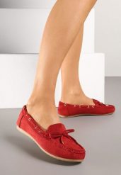 Czerwone Mokasyny z Imitacji Zamszu z Wiązaną Kokardą Sonarilia. Czerwone mokasyny damskie Born2be, z jeansu, eleganckie. Za 69.99 zł.
