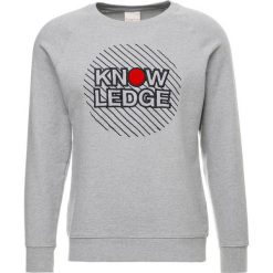 Knowledge Cotton Apparel Bluza grey melange. Bluzy męskie marki Knowledge Cotton Apparel. W wyprzedaży za 458.10 zł.