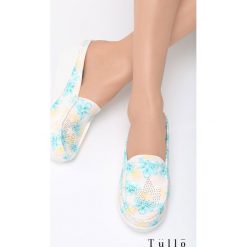Zielone Klapki Master Suite. Czółenka damskie marki Born2be. Za 69.99 zł.