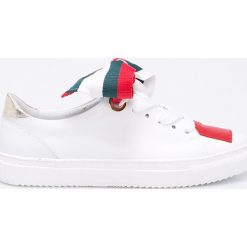 Badura - Buty. Obuwie sportowe damskie marki Badura. W wyprzedaży za 269.90 zł.