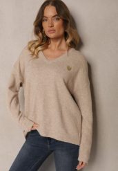 Ciemnobeżowy Sweter z Wełną i Dekoltem w Serek Ziviola. Brązowe swetry damskie Renee, bez wzorów, z jeansu, biznesowe, bez kołnierzyka, bez ramiączek, długie, bez kaptura. Za 119.99 zł.