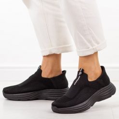 Czarne sportowe buty damskie Filippo Dtn7866/26. Czarne obuwie sportowe damskie Filippo, bez wzorów, z dresówki, trekkingowe. Za 119.00 zł.