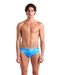 Kąpielówki Arena Swim Briefs Allover. Czerwone kąpielówki męskie Arena, l, bez wzorów, z materiału, do pływania. Za 126.49 zł.
