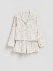 Wzorzysta piżama z wiskozy - kremowy. Białe piżamy damskie Reserved, l, bez wzorów, z tkaniny, bez ramiączek. Za 139.99 zł.