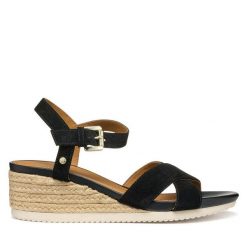 Espadryle Geox. Czarne sandały damskie Geox, bez wzorów, bez obcasa, bez zapięcia. Za 289.99 zł.