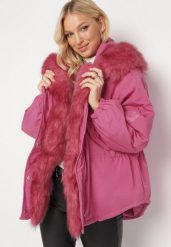 Różowa Kurtka Parka Oversize z Futerkiem Mitto. Czerwone kurtki damskie Born2be, na zimę, l, bez wzorów, eleganckie, bez kaptura. Za 389.99 zł.