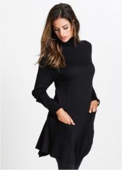 Długi sweter z mieszanki wiskozy. Czarne swetry damskie bonprix, bez wzorów, z wiskozy, eleganckie, z asymetrycznym kołnierzem, bez ramiączek, długie, bez kaptura. Za 127.99 zł.