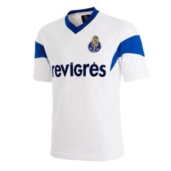 Koszulka Piłkarska Retro Wyjazdowa FC Porto 1991 - 92 - Biała – COPA Football. Białe koszulki sportowe męskie COPA FOOTBALL, xl, bez wzorów, z bawełny, bez kołnierzyka, bez ramiączek, do piłki nożnej. Za 300.92 zł.