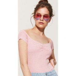 Koszulka z odkrytymi ramionami - Różowy. T-shirty damskie marki House. W wyprzedaży za 15.99 zł.