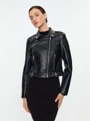 Morgan Kurtka z imitacji skóry 232-GURGY2 Czarny Regular Fit. Czarne kurtki damskie Morgan, bez wzorów, ze skóry, bez kaptura. Za 369.99 zł.