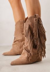 Jasnobrązowe Botki Typu Kowbojki na Obcasie z Wywiniętą Cholewką i Frędzlami Uemiris. Botki damskie Born2be, z jeansu, bez obcasa, na obcasie, bez zapięcia. Za 169.99 zł.