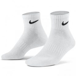 Skarpety Nike Everyday Cushioned Ankle. Białe skarpety męskie Nike, bez wzorów. Za 71.40 zł.
