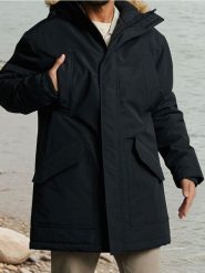 Płaszcz parka z kapturem - czarny. Czarne płaszcze męskie Sinsay, l, bez wzorów, z kapturem. Za 179.99 zł.