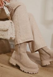 Ciemnobeżowe Botki na Grubej Podeszwie Ozdobione Suwakiem Tarilia. Brązowe botki damskie Born2be, z jeansu, eleganckie, bez obcasa, na obcasie, bez zapięcia. Za 129.99 zł.