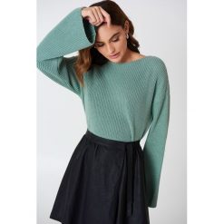 NA-KD Krótki sweter z dzianiny z długim rękawem - Green. Swetry damskie marki NA-KD. Za 121.95 zł.