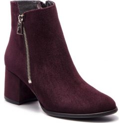 Botki KARINO - 2731/009-P Bordo. Fioletowe kozaki damskie Karino, ze skóry, bez obcasa, na obcasie. W wyprzedaży za 249.00 zł.