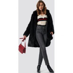 NA-KD Trend Kurtka ze sztucznego futra - Black. Kurtki damskie marki NA-KD Trend. Za 526.95 zł.