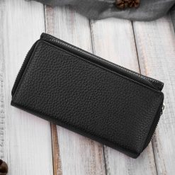 Paolo Peruzzi Portfel damski duży czarny pojemny T-138-BL. Czarne portfele damskie Paolo Peruzzi, bez wzorów. Za 155.19 zł.