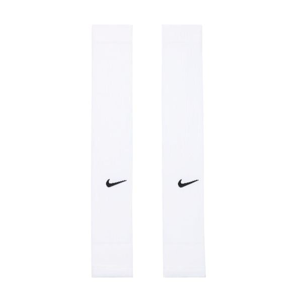 Skarpety piłkarskie Nike Białe. Białe skarpety męskie Nike, bez wzorów, z materiału. Za 61.90 zł.
