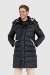 BLAUER Czarna długa puchowa kurtka męska GUS z odpinanym kapturem, Rozmiar 3XL. Czarne kurtki męskie Blauer USA, l, bez wzorów, z puchu. W wyprzedaży za 1,559.99 zł.