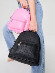Plecak Hello Kitty - czarny. Czarne plecaki damskie Sinsay, bez wzorów. W wyprzedaży za 51.99 zł.