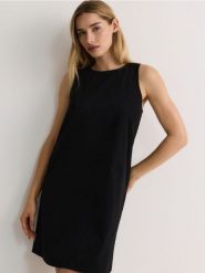 Sukienka mini - czarny. Czarne sukienki damskie Reserved, l, bez wzorów, z tkaniny, bez kołnierzyka, bez ramiączek, mini. W wyprzedaży za 59.99 zł.