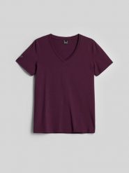 4F T-shirt regular gładki damski - fioletowy XS. Fioletowe t-shirty damskie 4f, xs, bez wzorów, z bawełny, biznesowe, bez kołnierzyka. Za 59.99 zł.