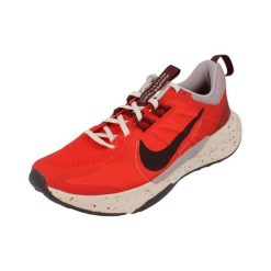 Buty do biegania damskie Nike Juniper Trail 2 NN. Czerwone obuwie sportowe damskie Nike, bez wzorów, z gumy, do biegania. W wyprzedaży za 348.55 zł.
