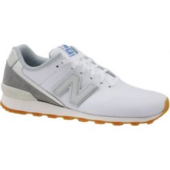 Szare Buty New Balance W WR996WA. Szare obuwie sportowe damskie New Balance, bez wzorów, z materiału. W wyprzedaży za 349.00 zł.