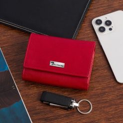 Portfel skórzany damski RFiD skóra na karty klasyk czerwony Beltimore A01. Czerwone portfele damskie bez wzorów, ze skóry. Za 69.90 zł.