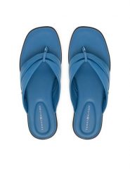 Tommy Hilfiger Japonki FW0FW09216 Niebieski. Niebieskie klapki damskie Tommy Hilfiger, bez wzorów, ze skóry, bez obcasa. Za 359.99 zł.