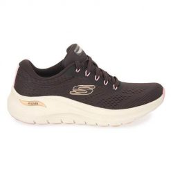 Buty do chodzenia damskie Skechers Pew Arch Fit. Szare obuwie sportowe damskie Skechers, bez wzorów, z tkaniny, trekkingowe, Skechers Sport. Za 389.99 zł.