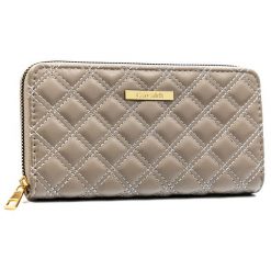 Szary portfel damski ze skóry ekologicznej w pikowany wzór, zamykany suwakiem - 4U Cavaldi. Szare portfele damskie 4U Cavaldi, bez wzorów, ze skóry ekologicznej. Za 45.00 zł.