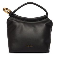 Torebka Coccinelle. Czarne torebki do ręki damskie Coccinelle, bez wzorów, klasyczne, bez dodatków. Za 889.99 zł.