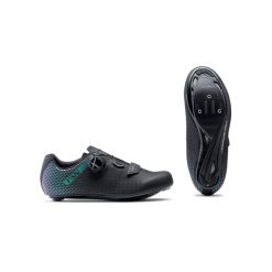 Buty rowerowe szosowe damskie NORTHWAVE Core Plus 2 Wmn czarne. Czarne obuwie sportowe damskie Northwave, bez wzorów, rowerowe. Za 499.99 zł.