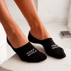 Mikrostopki damskie KEEP SMILE BK 976. Czarne skarpety damskie Milena, bez wzorów, z bawełny. Za 14.90 zł.