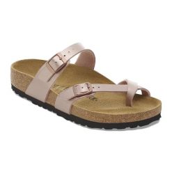 Japonki damskie Birkenstock Mayari BF. Brązowe klapki damskie Birkenstock, bez wzorów, z materiału, eleganckie, bez obcasa. Za 289.99 zł.