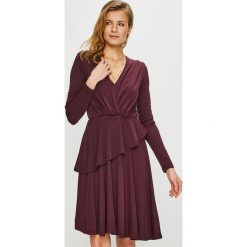Vila - Sukienka. Sukienki damskie marki Vila. W wyprzedaży za 139.90 zł.