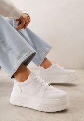 Białe Sneakersy VICES na Grubej Podeszwie Zdobione Perforacją przy Nosku Riosina. Białe obuwie sportowe damskie Renee, z aplikacjami, z jeansu. Za 99.99 zł.