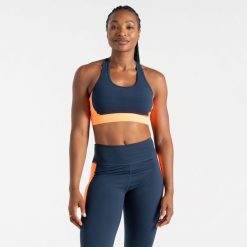 Swift II damski biustonosz sportowy. Brązowe obuwie sportowe damskie Dare 2b, bez wzorów, na fitness i siłownię. W wyprzedaży za 89.99 zł.