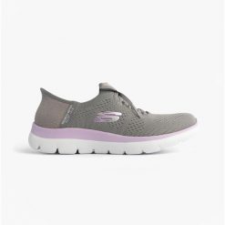 Buty sportowe damskie Skechers Summits-New Daily Slip-ins. Fioletowe obuwie sportowe damskie Skechers, bez wzorów, z materiału. Za 259.00 zł.