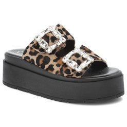 Brązowe Klapki Chebello Eleganckie Obuwie Damskie Panterka. Brązowe klapki damskie CheBello, bez wzorów, bez obcasa, na platformie, bez zapięcia. Za 499.00 zł.