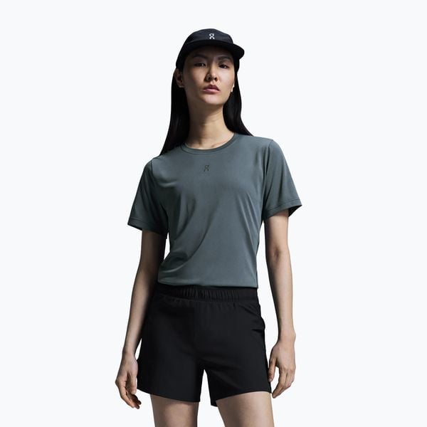 Spodenki do biegania damskie On Trail. Czarne szorty sportowe damskie On, s, bez wzorów, z elastanu, do biegania. Za 309.99 zł.