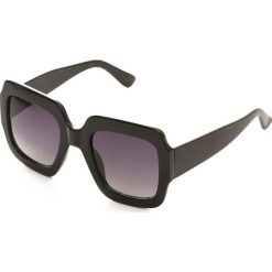 Czarne Okulary Beauty. Czarne okulary przeciwsłoneczne damskie Born2be. Za 29.99 zł.