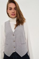 Kamizelka z ozdobnymi guzikami szara. Szare żakiety damskie MOODO, l, bez wzorów, z elastanu. Za 129.99 zł.