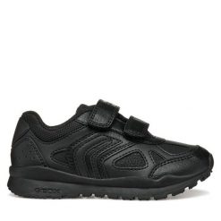 Sneakersy Geox. Czarne trampki i tenisówki chłopięce Geox, bez wzorów, bez zapięcia. Za 159.99 zł.